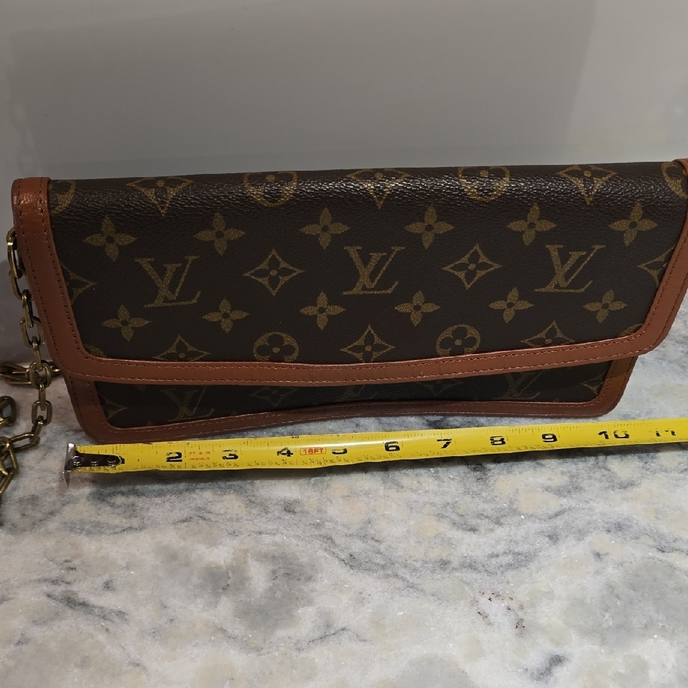 Louis Vuitton Monogram Clutch in Brown and Tan - Picture 12 of 16
